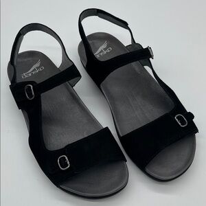 NWOB Dansko Jordyn Nubuck adjustable Black Strap Sandals - Womens 39
